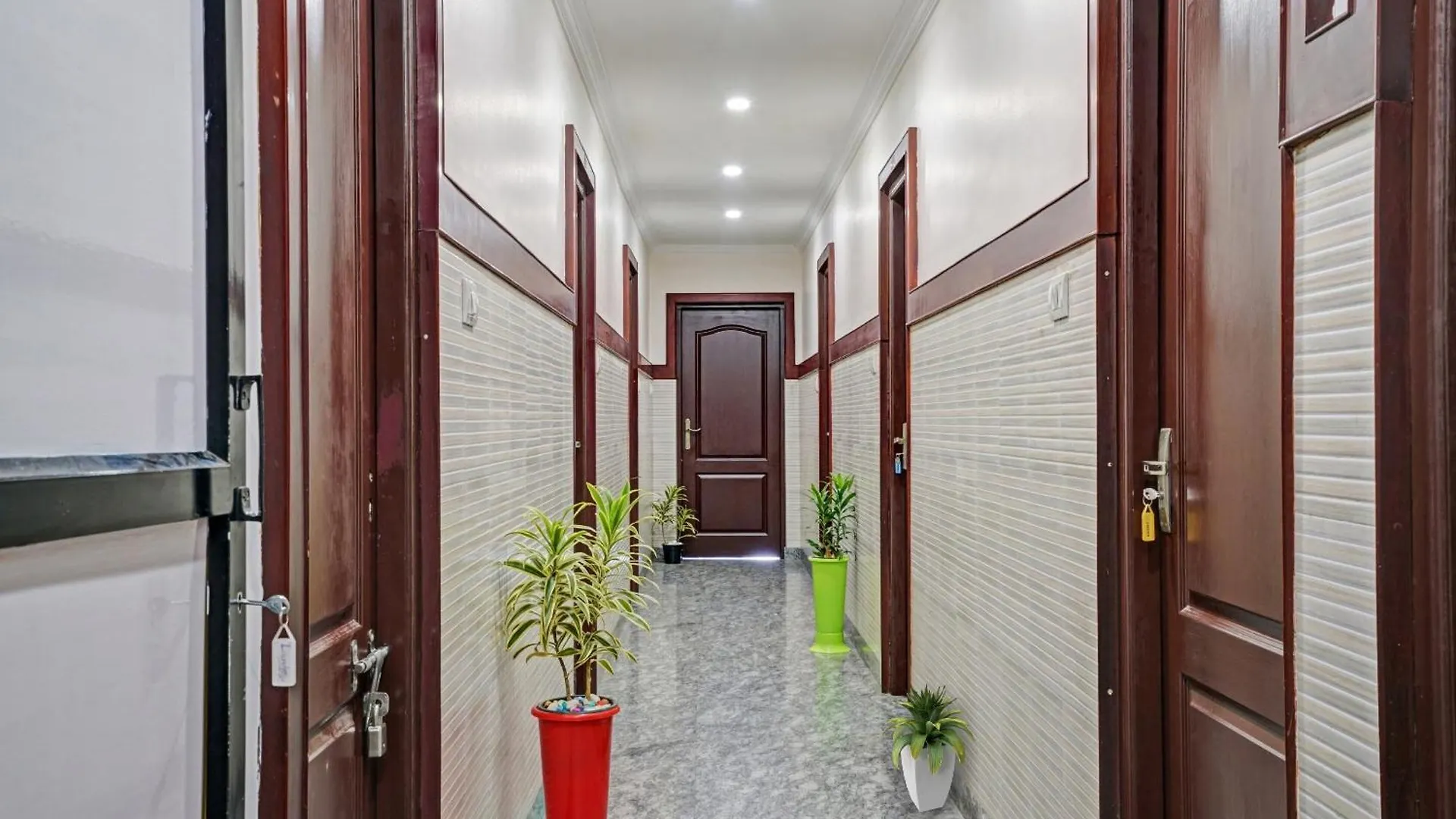 Hotel O Mezban Grand Suites Kochi